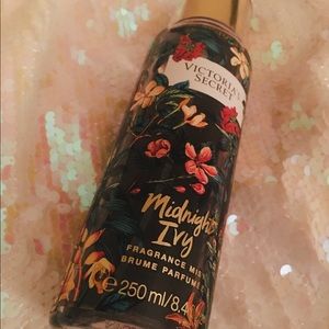 “Midnight Ivy” Parfume 250 mL NEVER USED